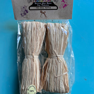 Natural Raffia - Special Offer Bag of 2 Hanks of 1m - 90 strands